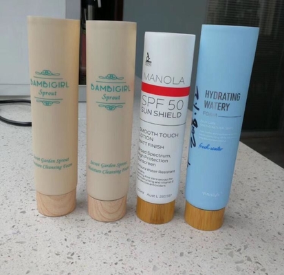 Hautpflege-kosmetisches Verpackenplastikrohr Paket der leichten Berührung der hohen Qualität mit Bambusdeckel